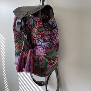 Women’s leather backpack